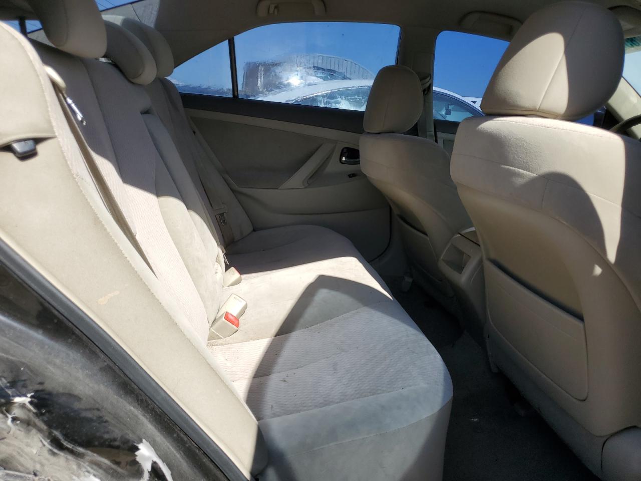 2011 TOYOTA CAMRY BASE photo 10