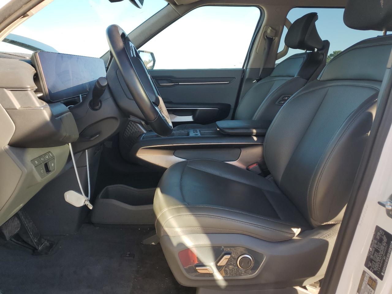 2024 KIA EV9 LIGHT photo 7