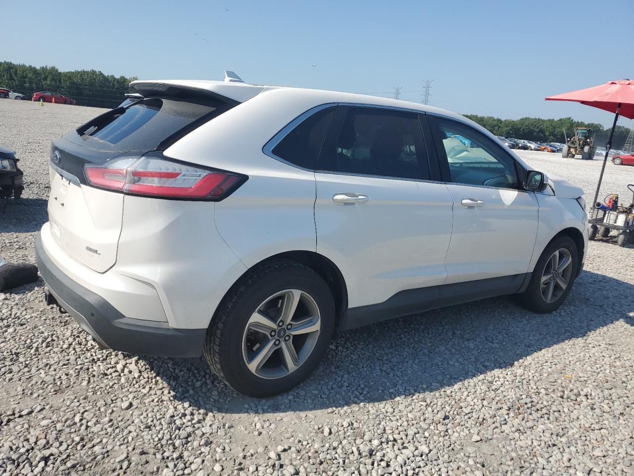 2019 FORD EDGE photo 3