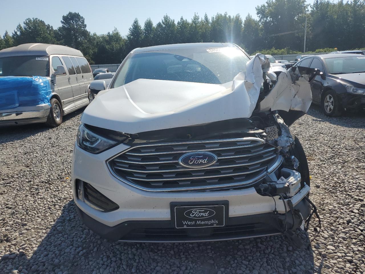 2019 FORD EDGE photo 5
