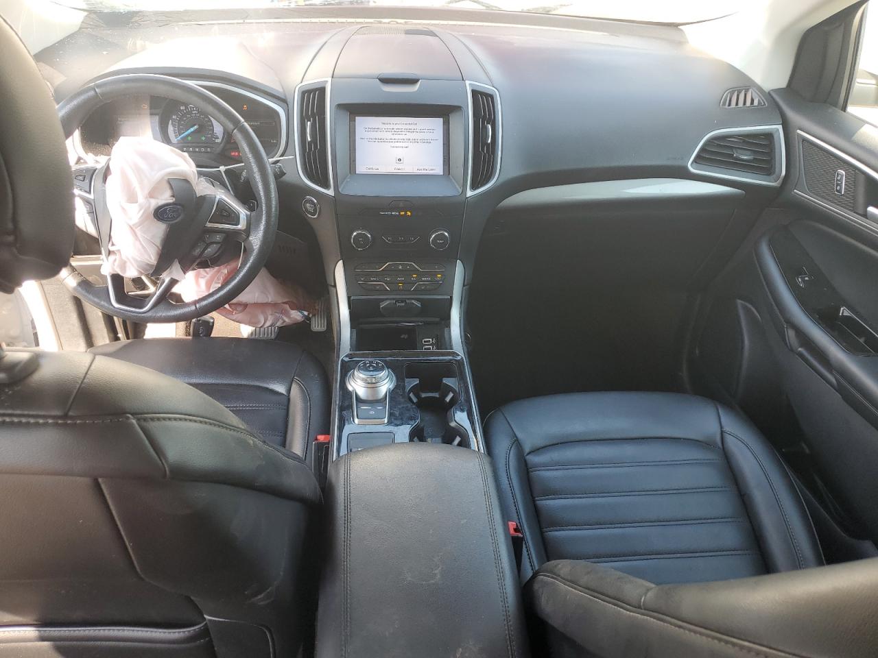 2019 FORD EDGE photo 8