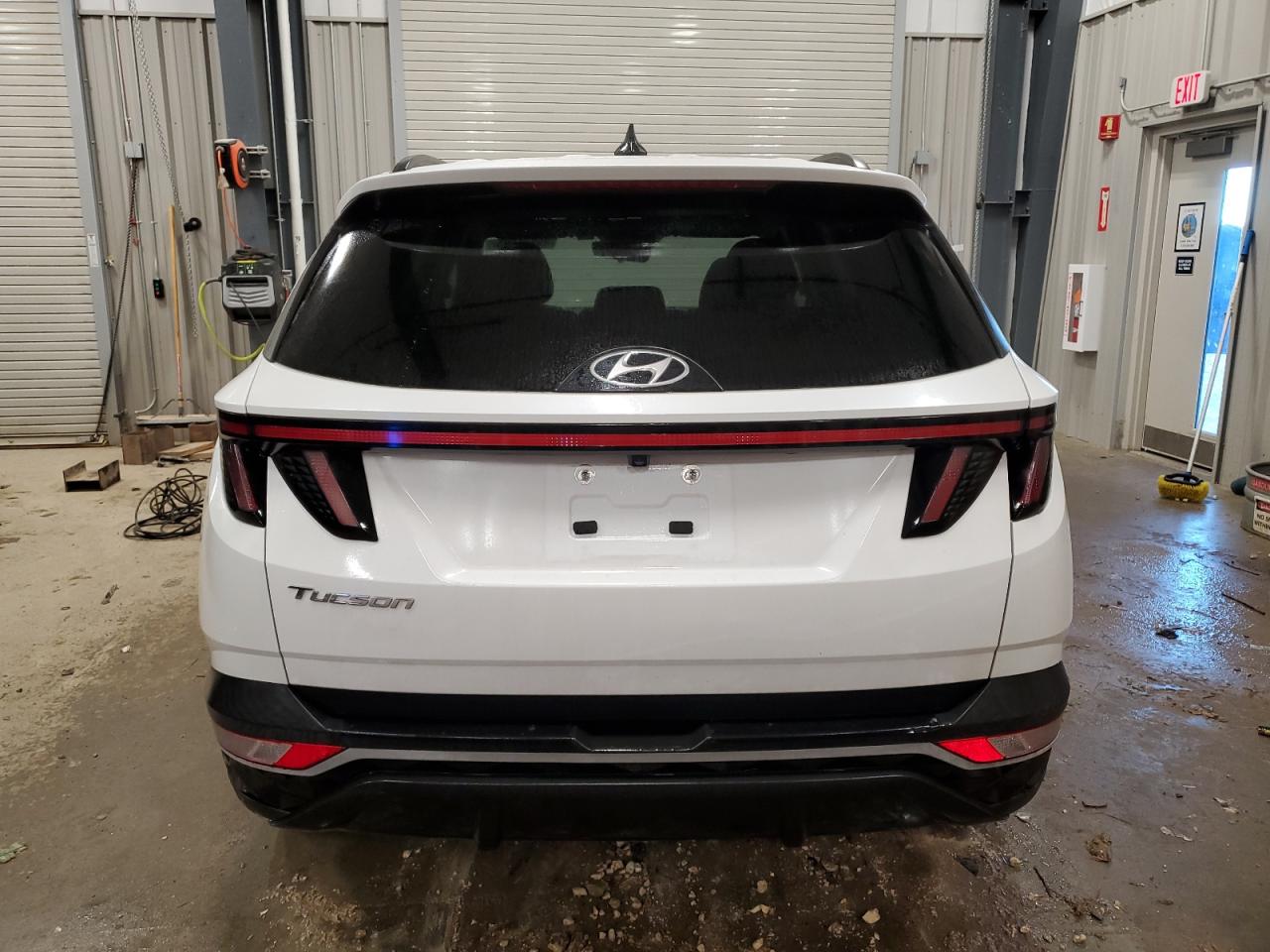 2022 HYUNDAI TUCSON SEL photo 6