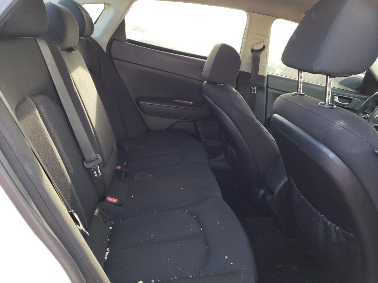 2016 KIA OPTIMA LX photo 28