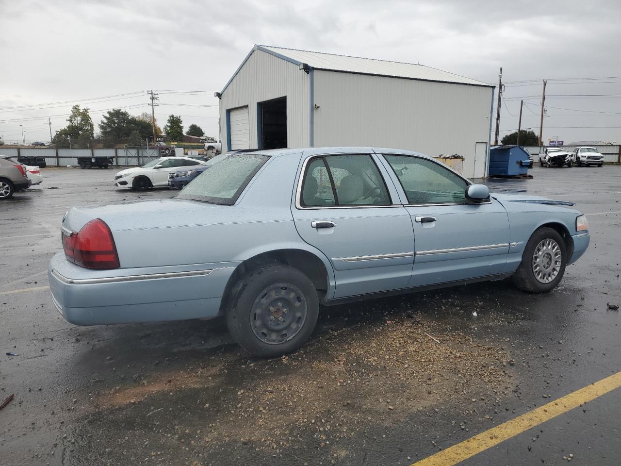 2003 MERCURY GRAND MARQUIS GS photo 5