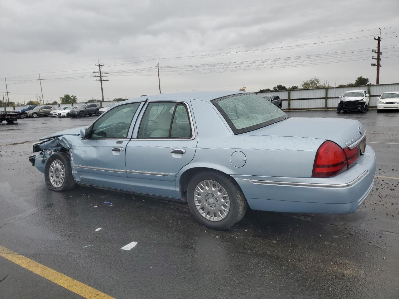2003 MERCURY GRAND MARQUIS GS photo 3