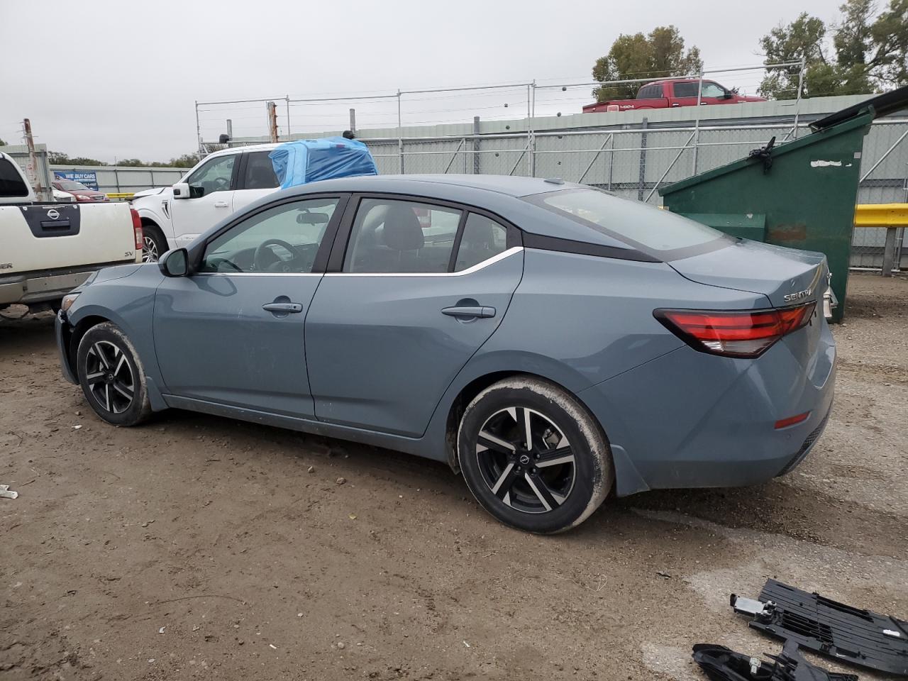 2024 NISSAN SENTRA SV photo 3