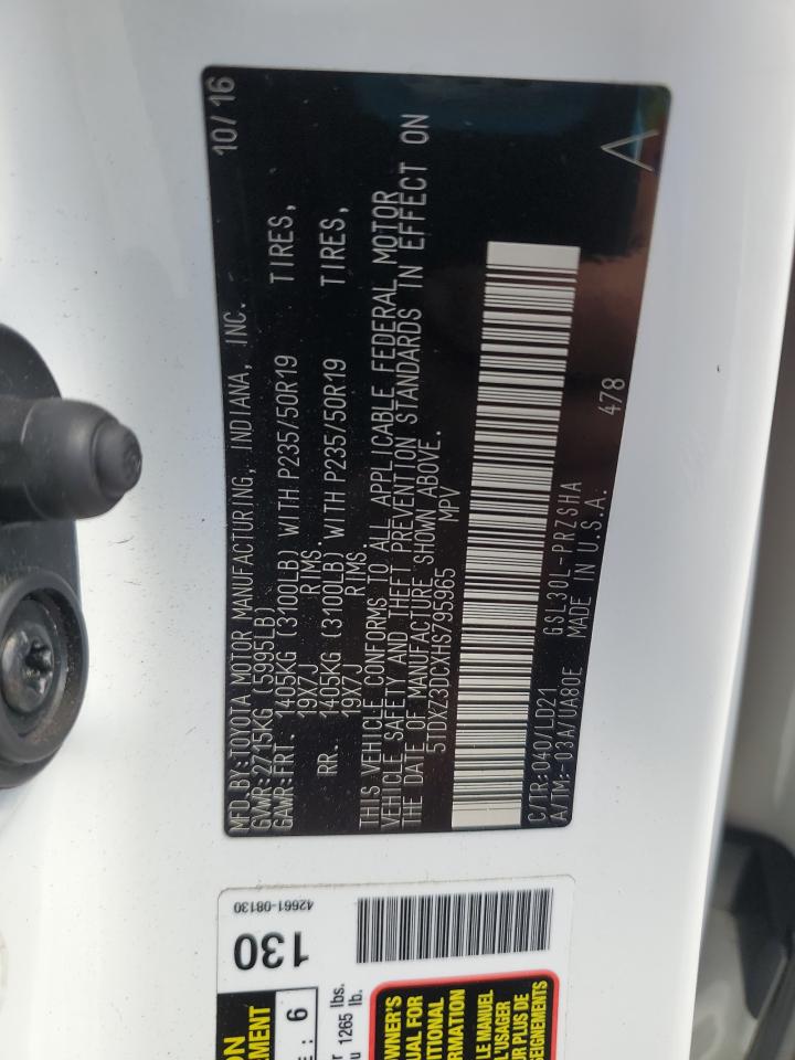 2017 TOYOTA SIENNA SE photo 14