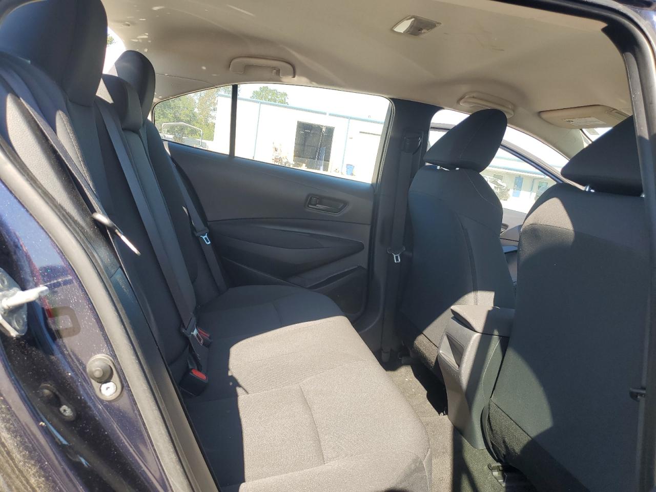 2022 TOYOTA COROLLA LE photo 10