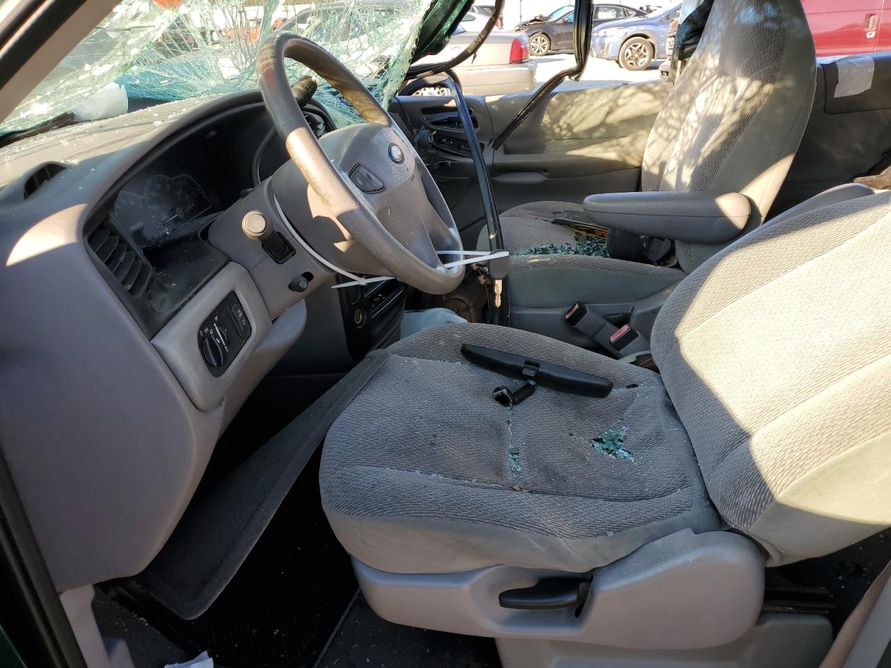 2002 FORD WINDSTAR LX photo 19