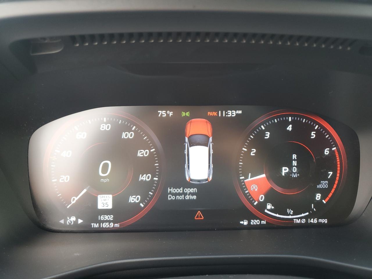 2022 VOLVO XC40 T5 R-DESIGN photo 9