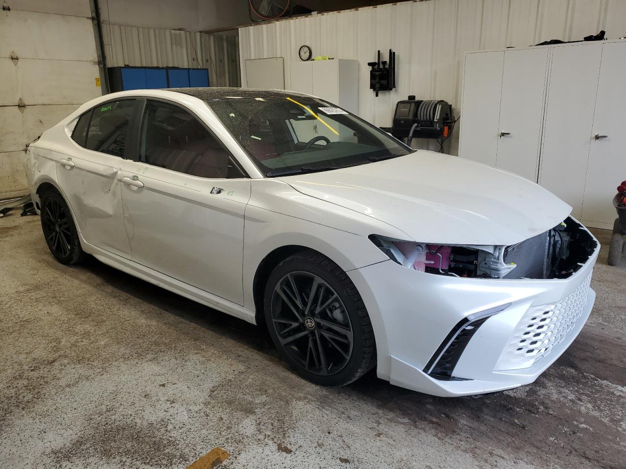 2025 TOYOTA CAMRY XSE photo 4