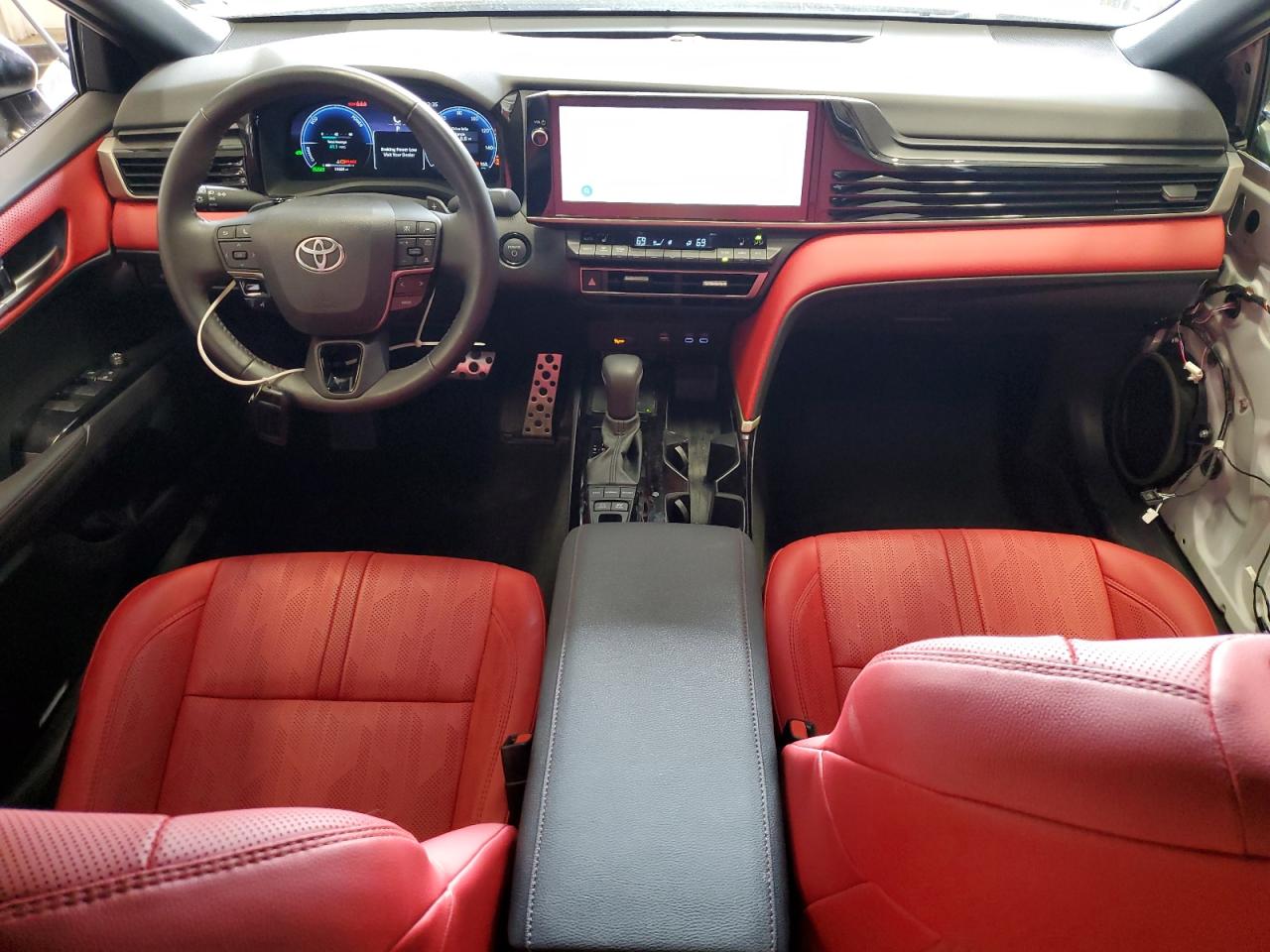 2025 TOYOTA CAMRY XSE photo 8
