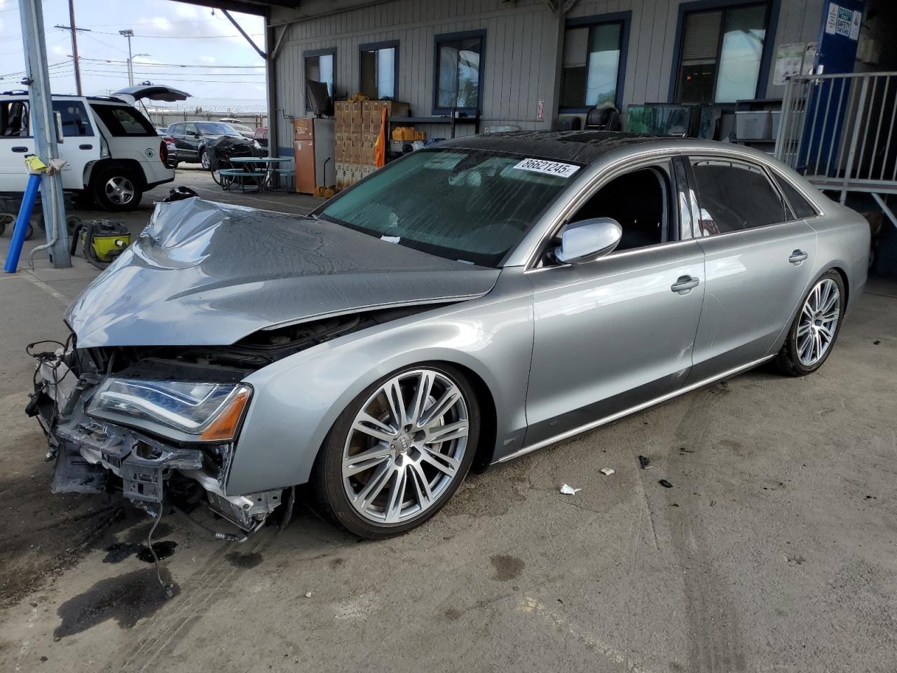 2013 AUDI A8