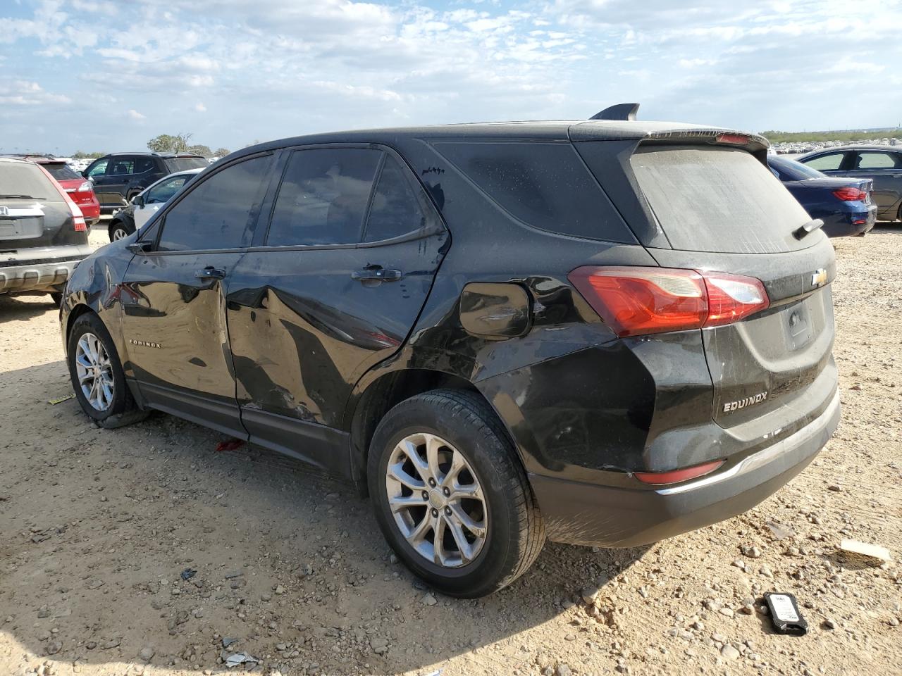 2018 CHEVROLET EQUINOX LS photo 2