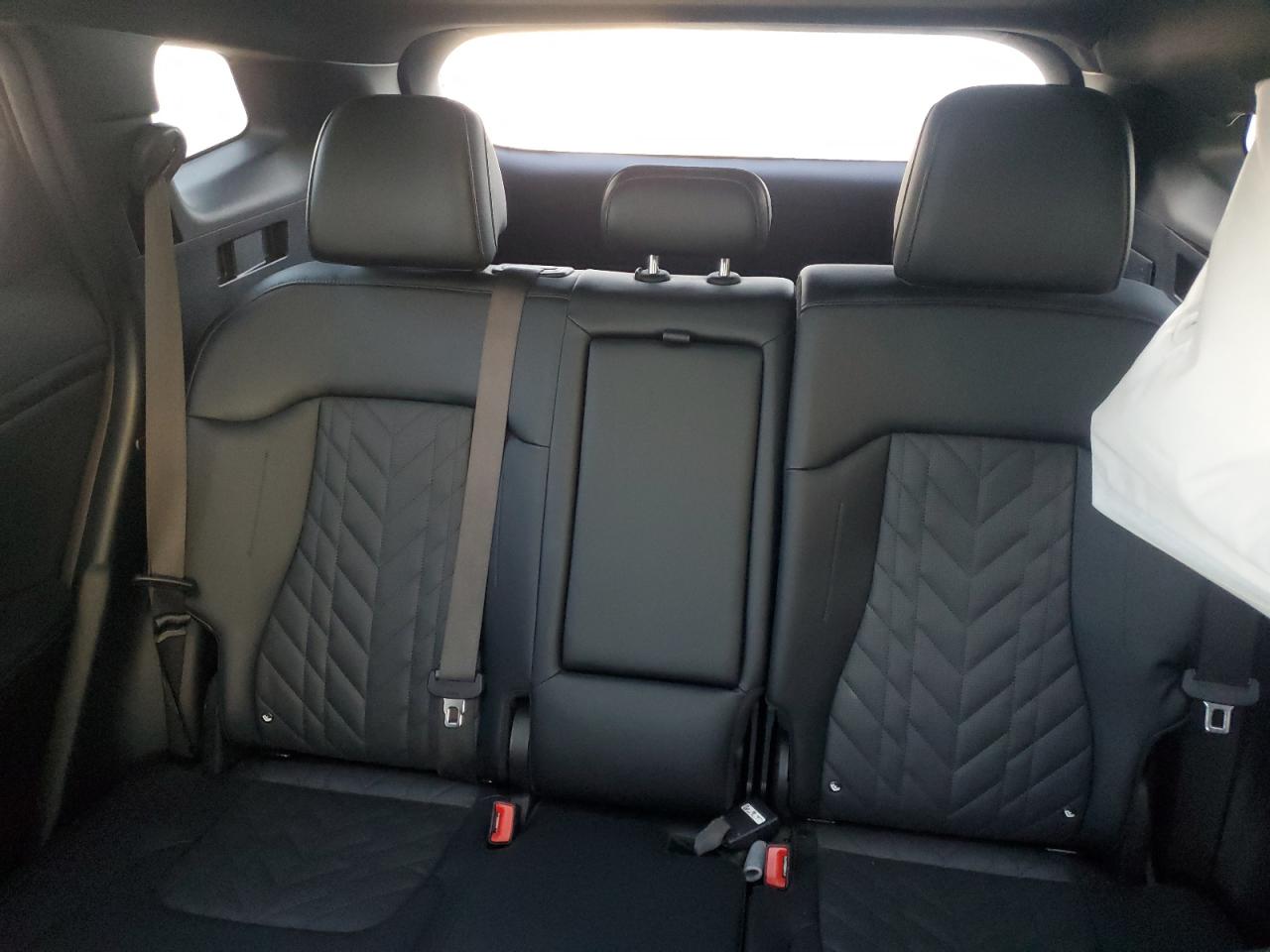 2023 KIA SPORTAGE X LINE photo 10