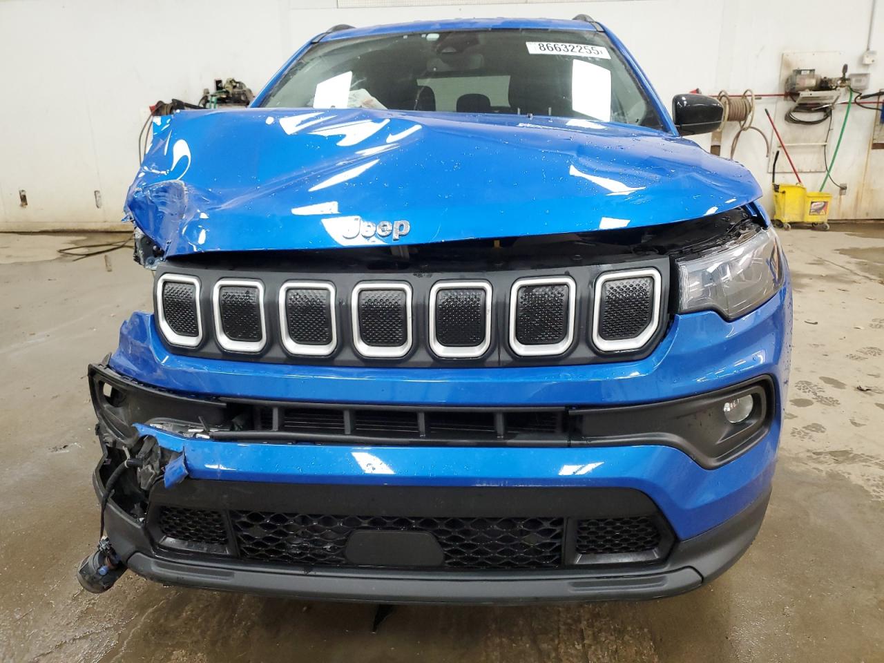 2022 JEEP COMPASS LATITUDE LUX photo 9