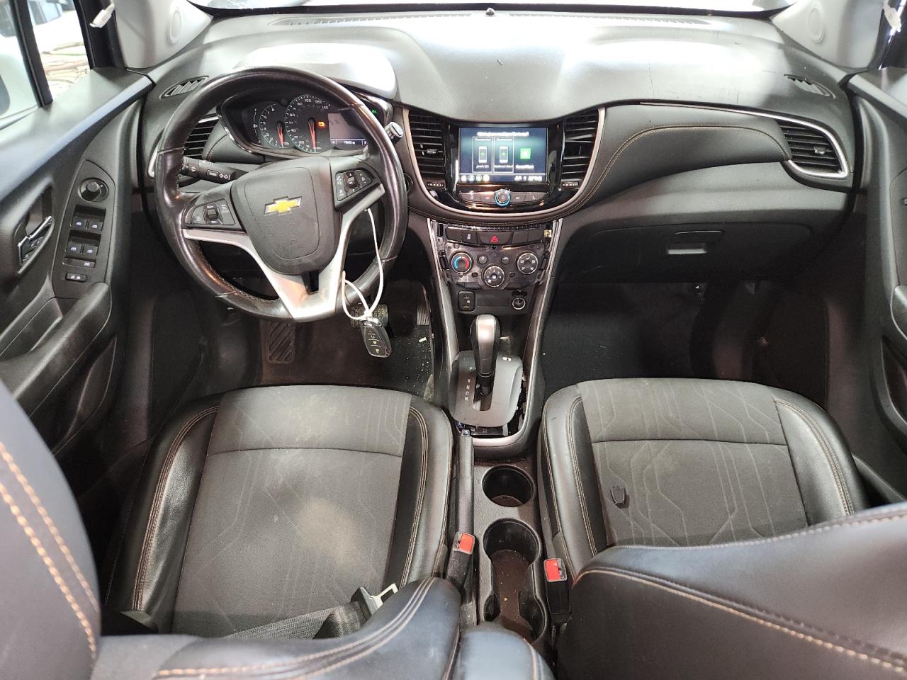 2019 CHEVROLET TRAX 1LT photo 8