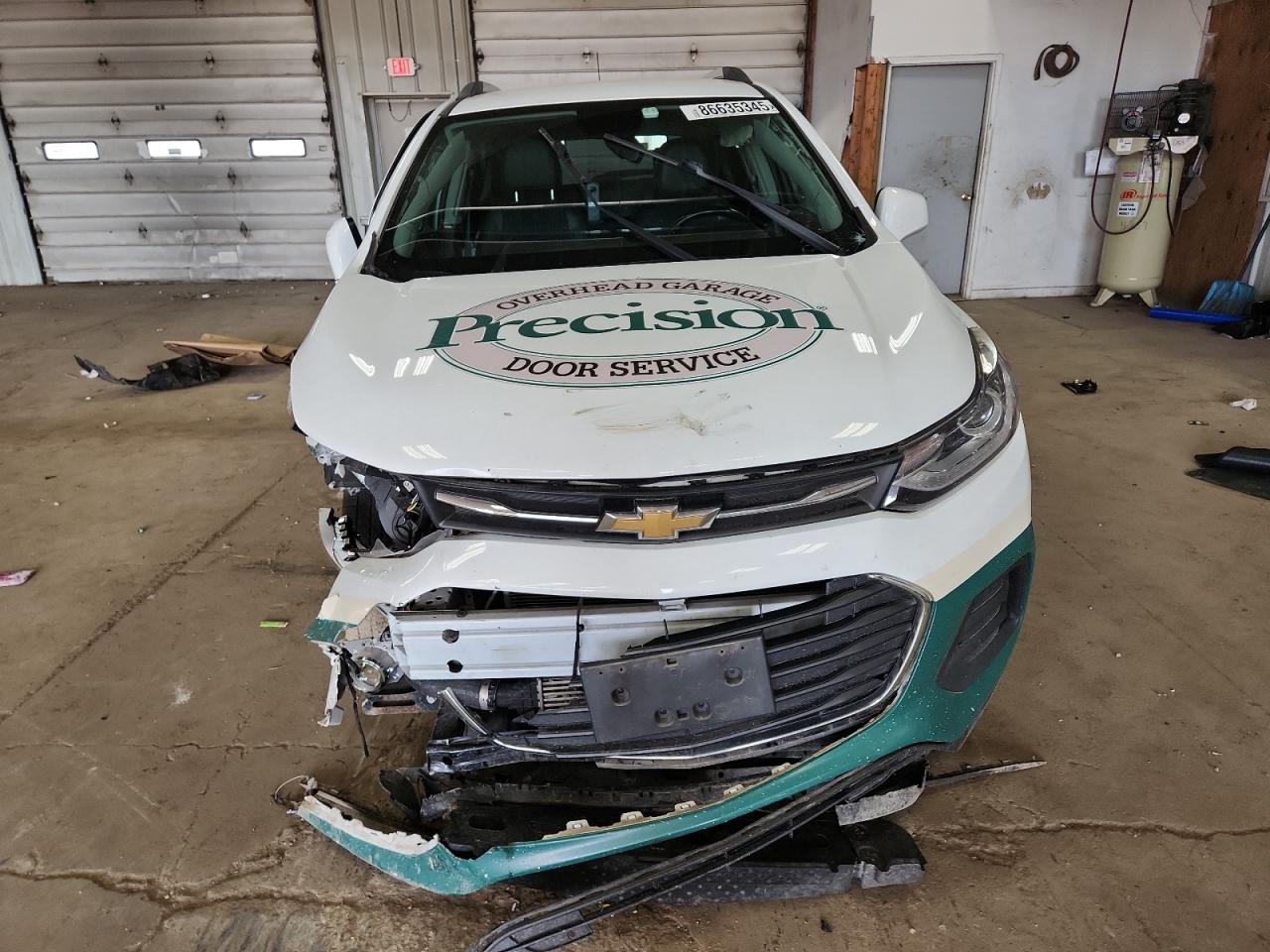 2019 CHEVROLET TRAX 1LT photo 5