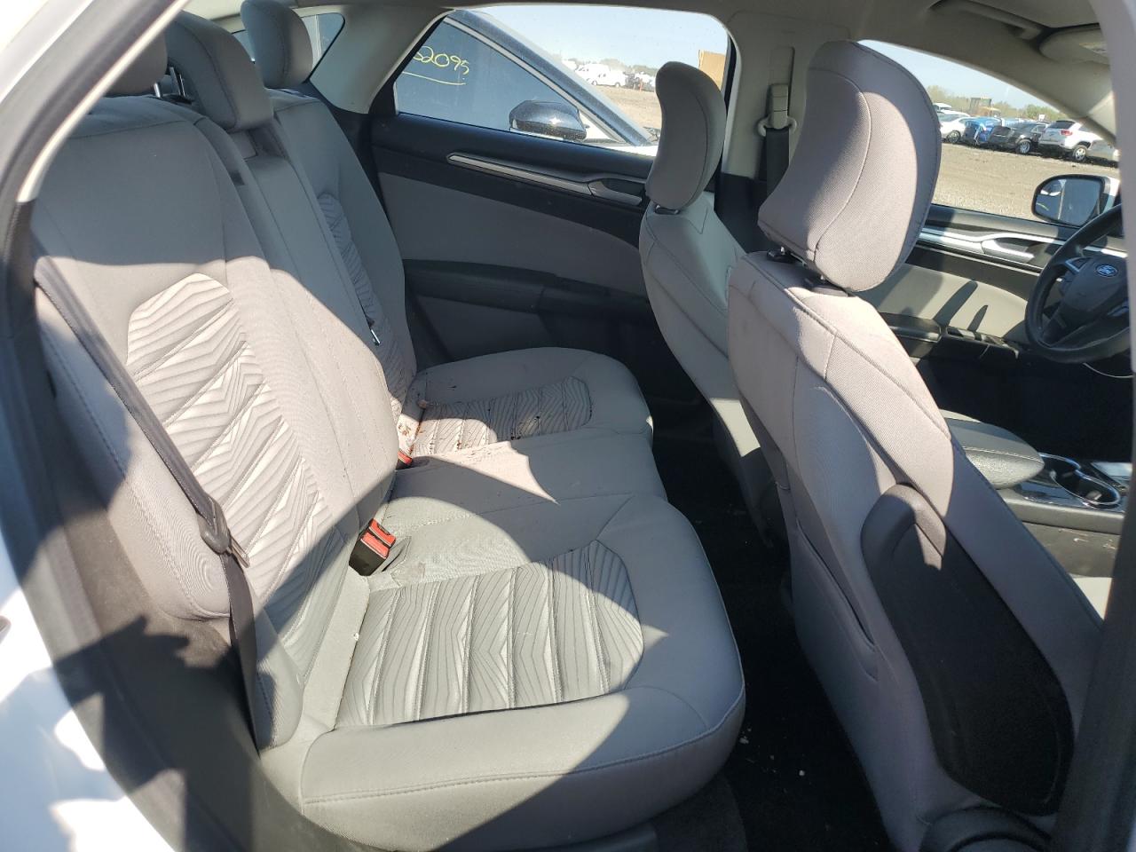 2016 FORD FUSION S photo 28