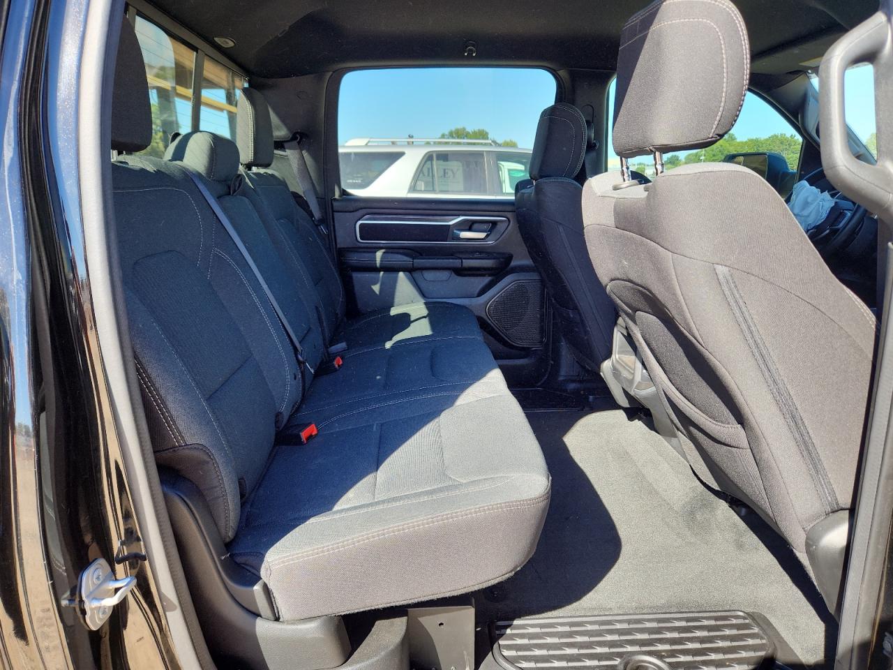 2023 RAM 1500 BIG HORN/LONE STAR photo 19