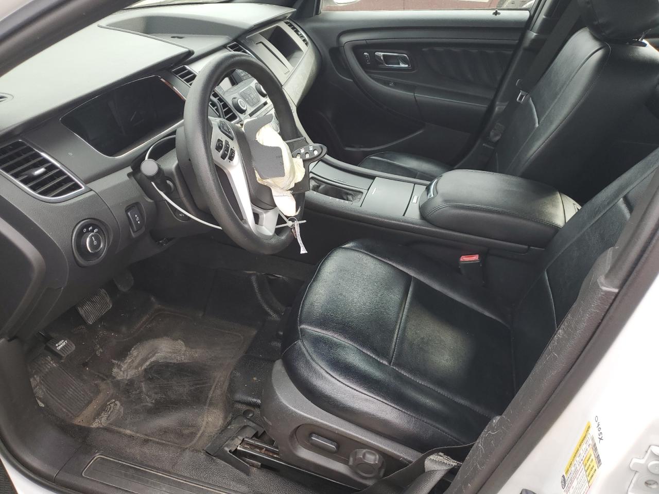 2015 FORD TAURUS photo 13