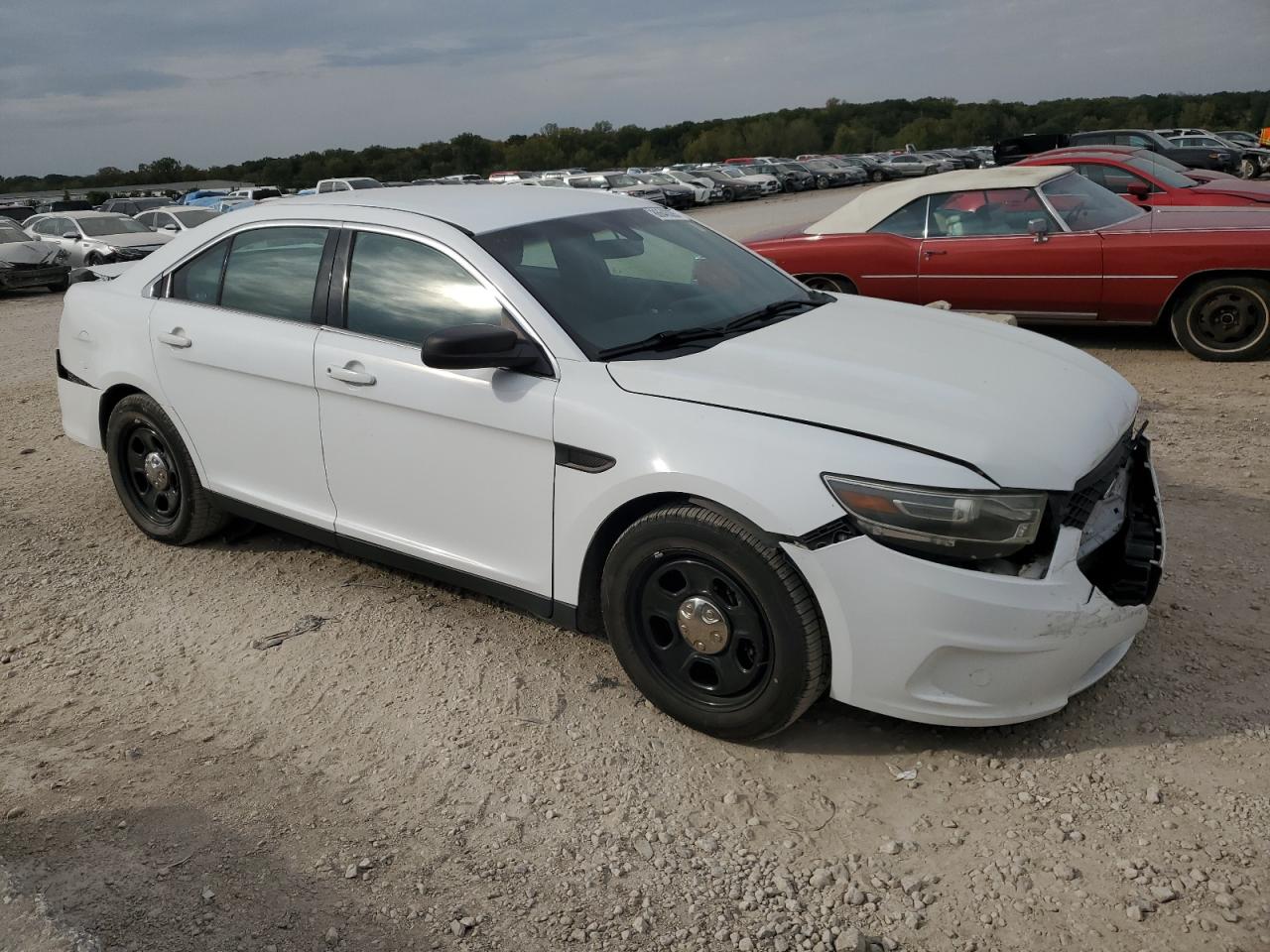 2015 FORD TAURUS photo 7