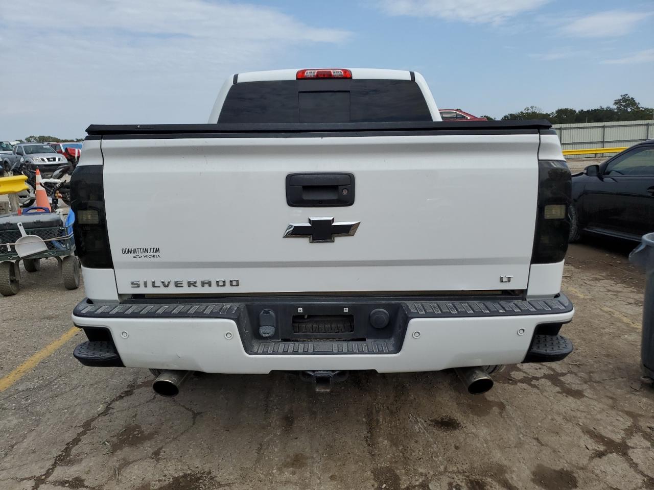 2016 CHEVROLET SILVERADO K1500 LT photo 16