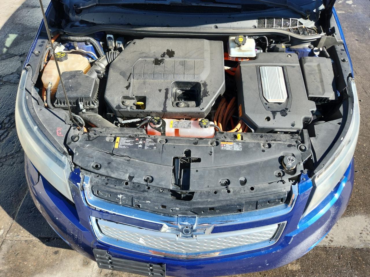 2013 CHEVROLET VOLT photo 11