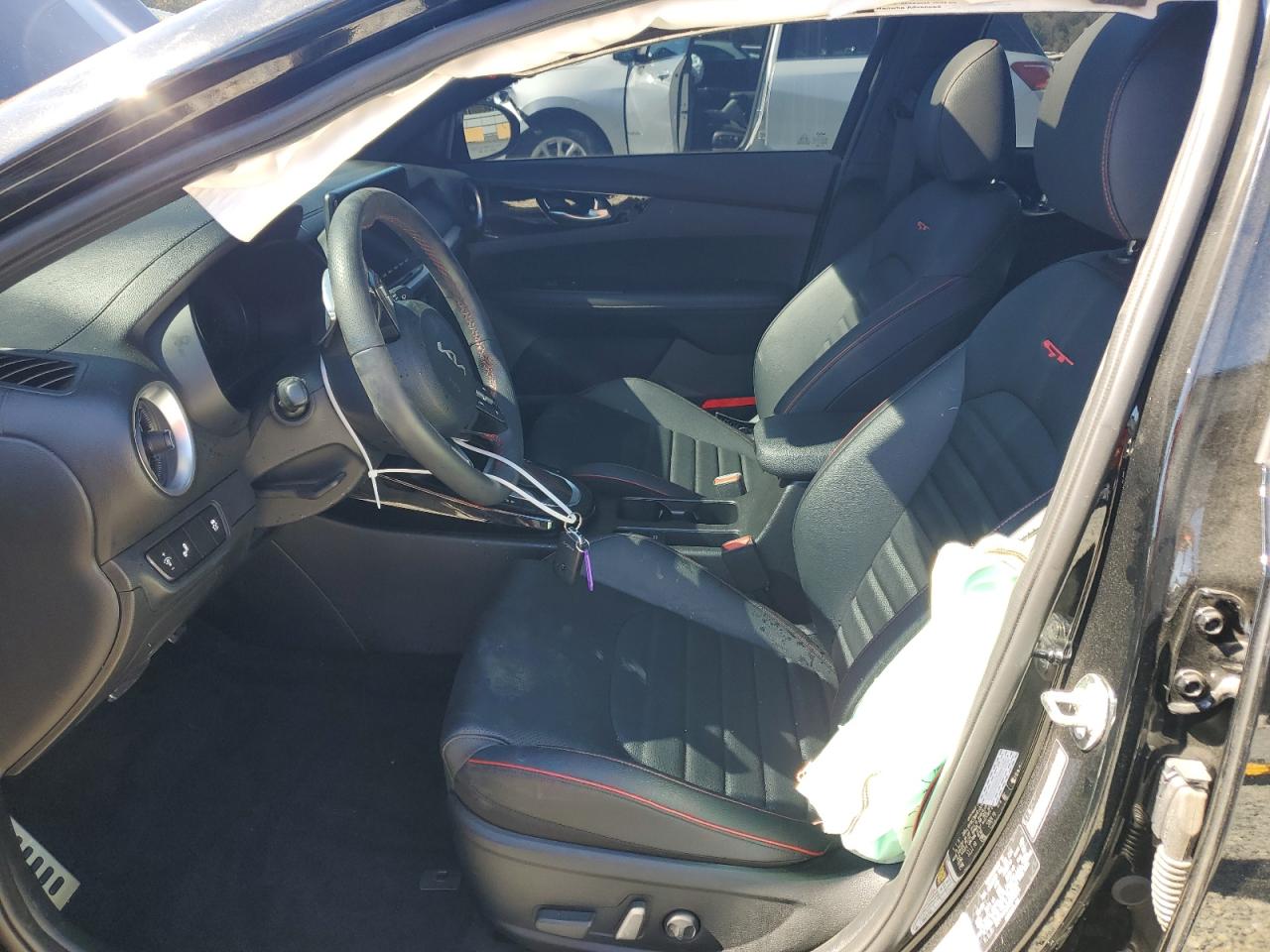 2024 KIA FORTE GT photo 13