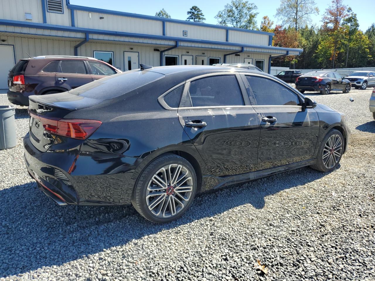 2024 KIA FORTE GT photo 5
