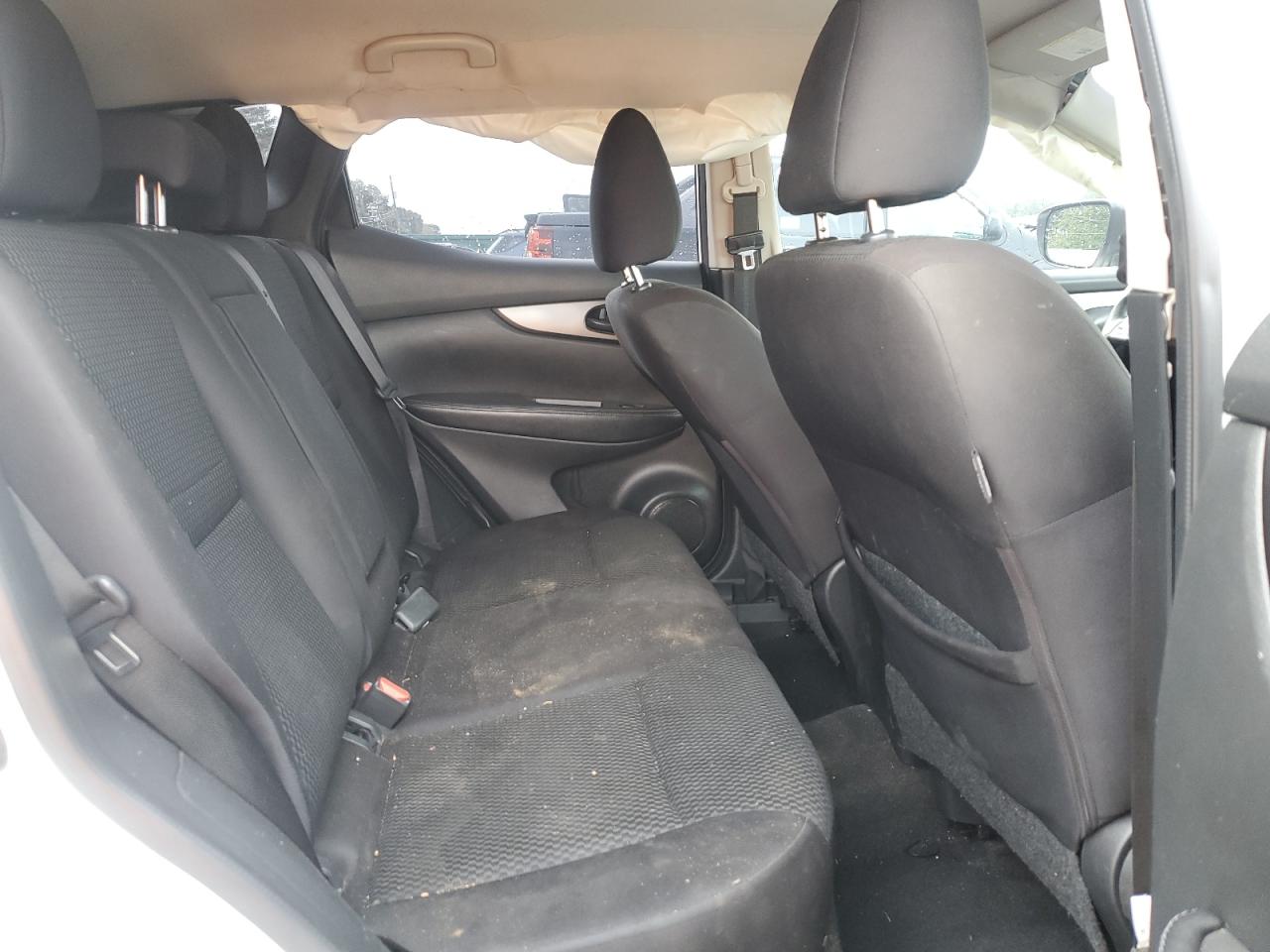 2019 NISSAN ROGUE SPORT S photo 31
