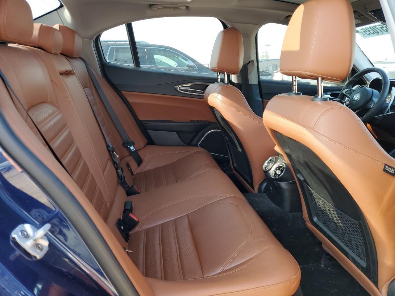2018 ALFA ROMEO GIULIA TI photo 19