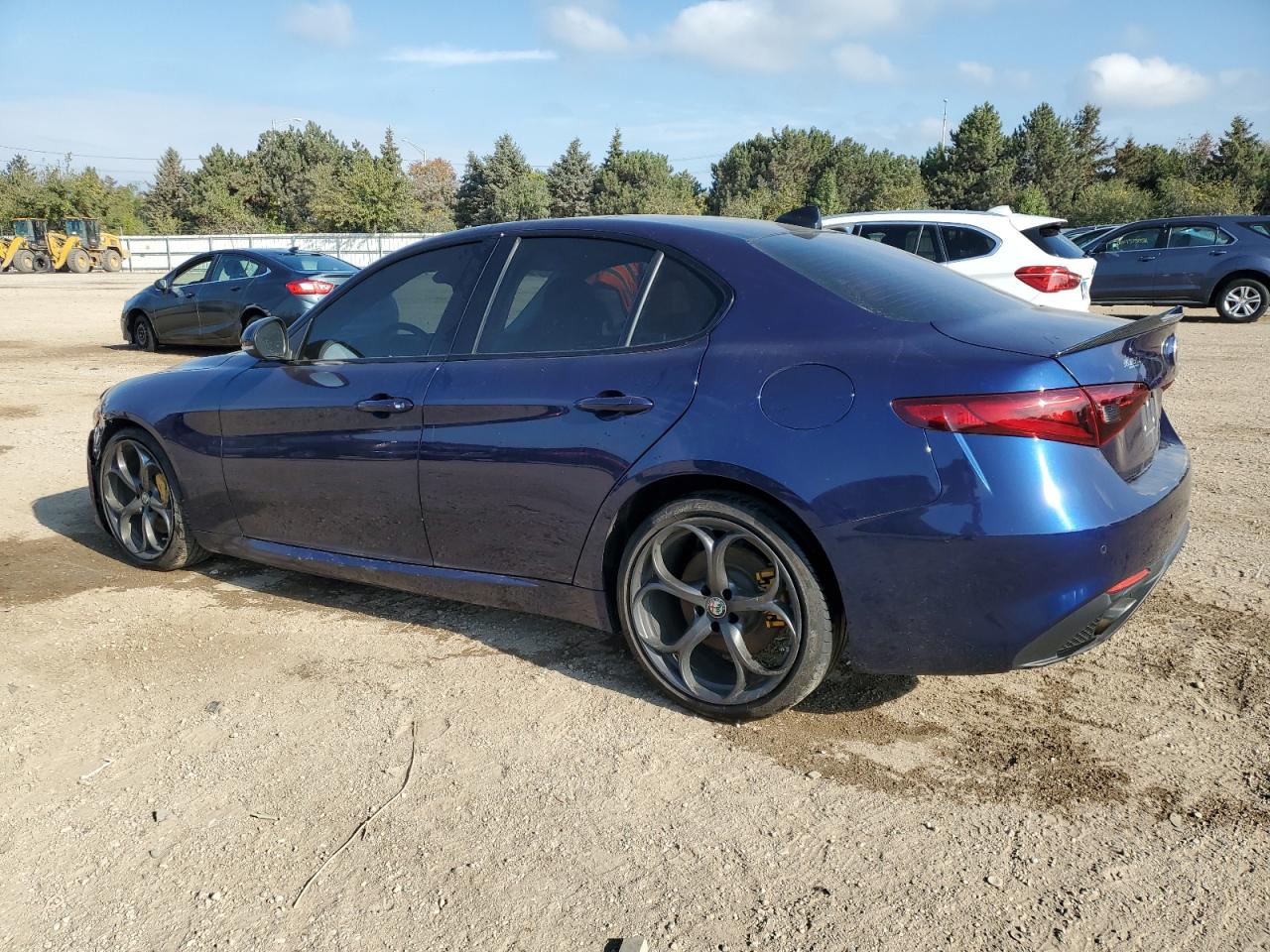 2018 ALFA ROMEO GIULIA TI photo 3