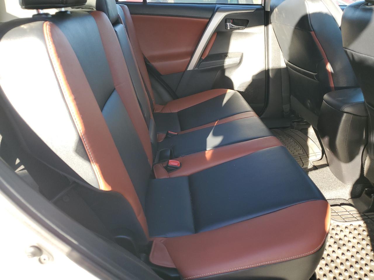 2015 TOYOTA RAV4 LIMITED photo 21