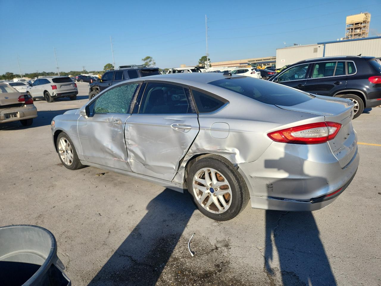 2016 FORD FUSION SE photo 4