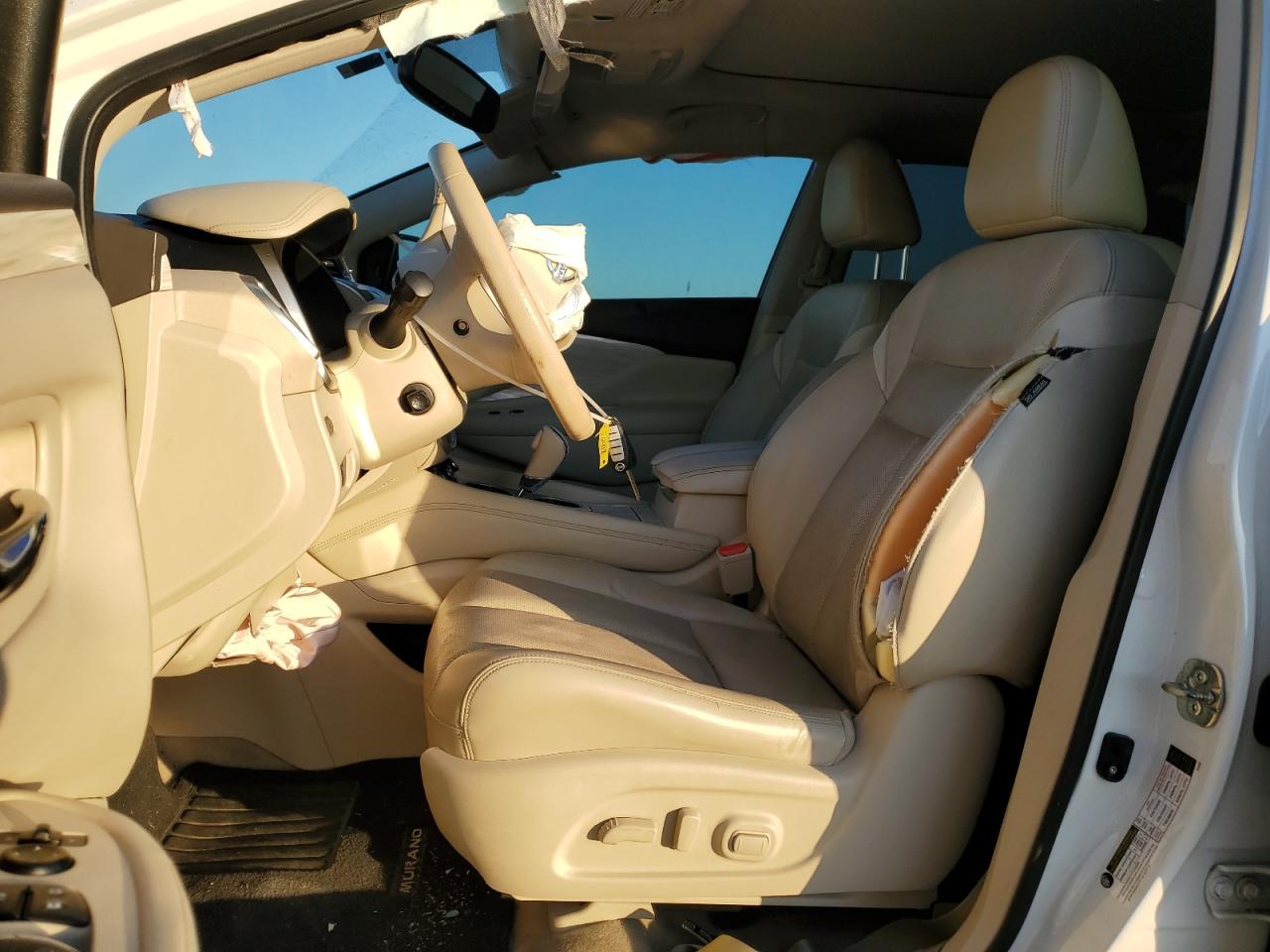 2015 NISSAN MURANO S photo 19