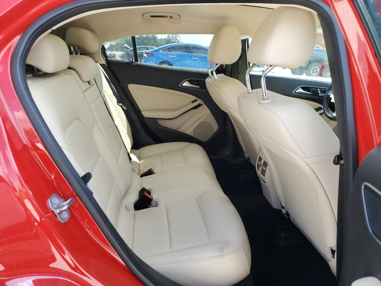 2019 MERCEDES-BENZ GLA 250 photo 19