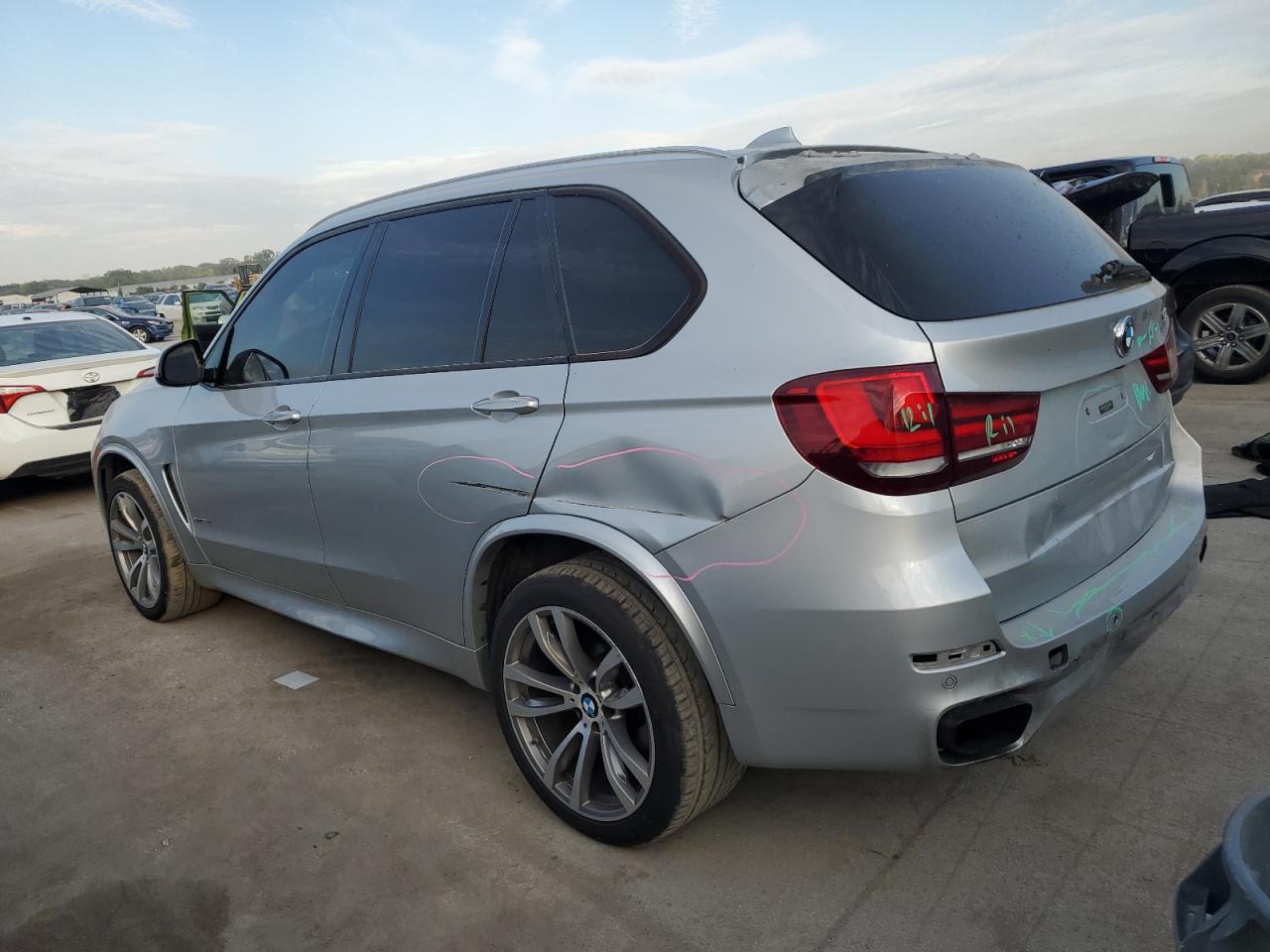 2015 BMW X5 XDRIVE50I photo 4