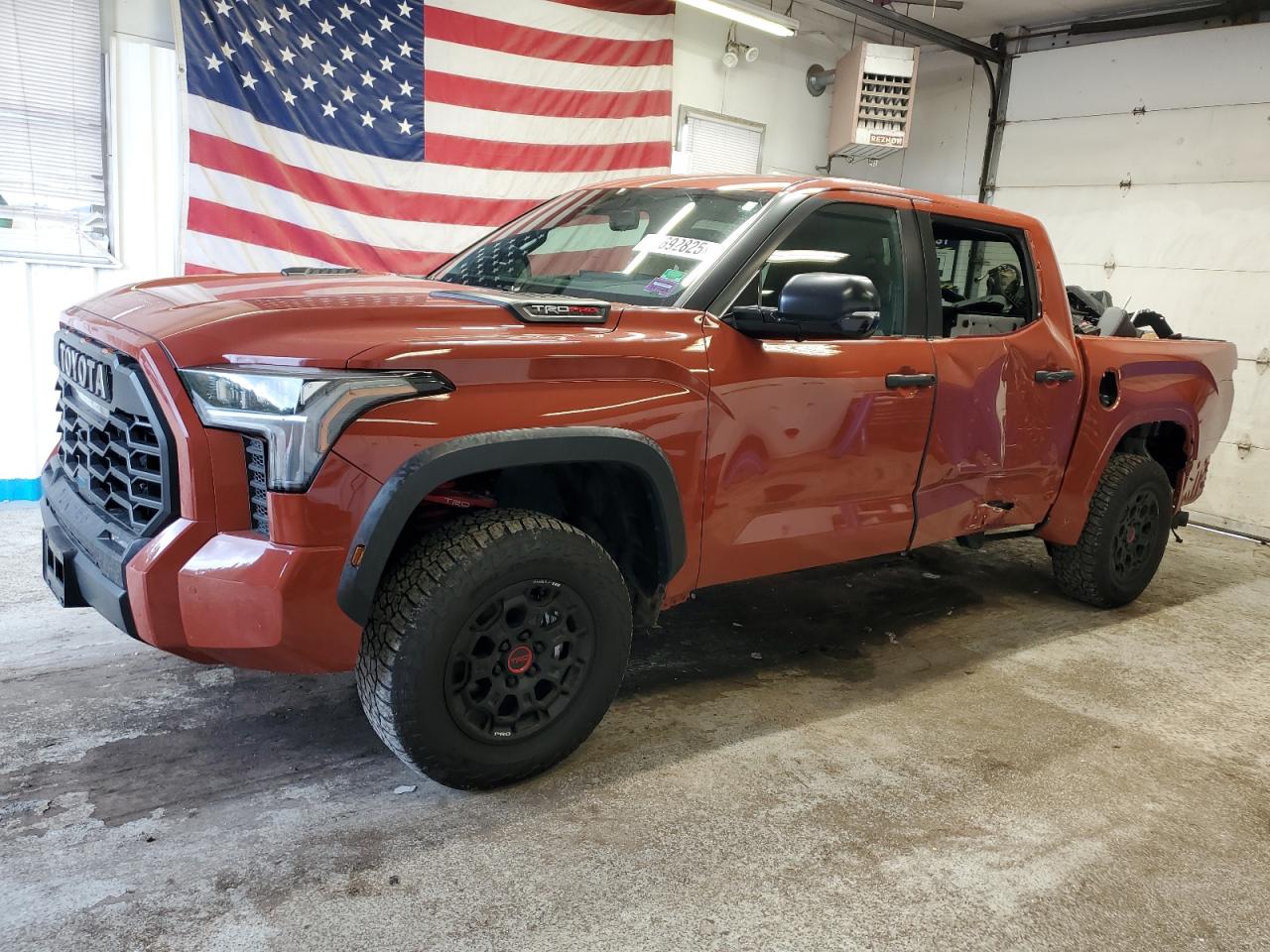 2024 TOYOTA TUNDRA