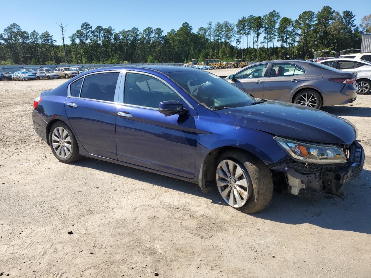 2015 HONDA ACCORD photo 4