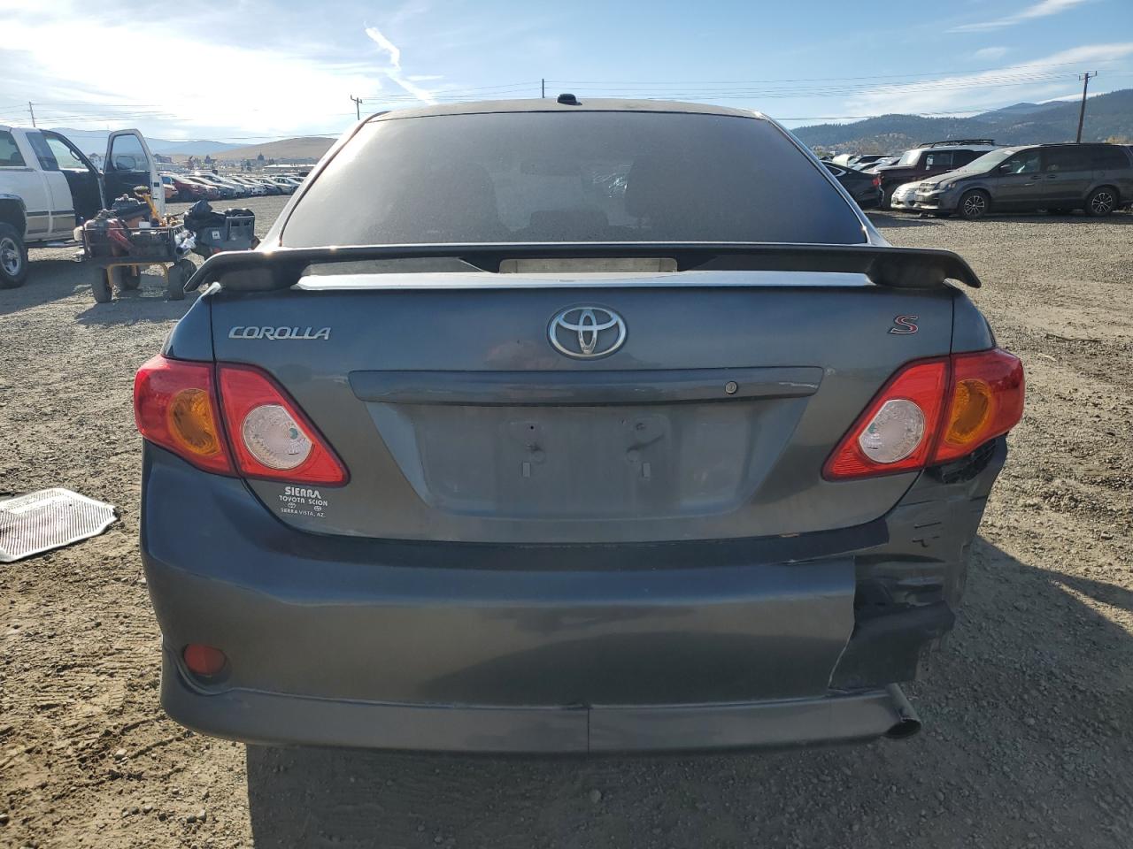 2010 TOYOTA COROLLA S photo 11