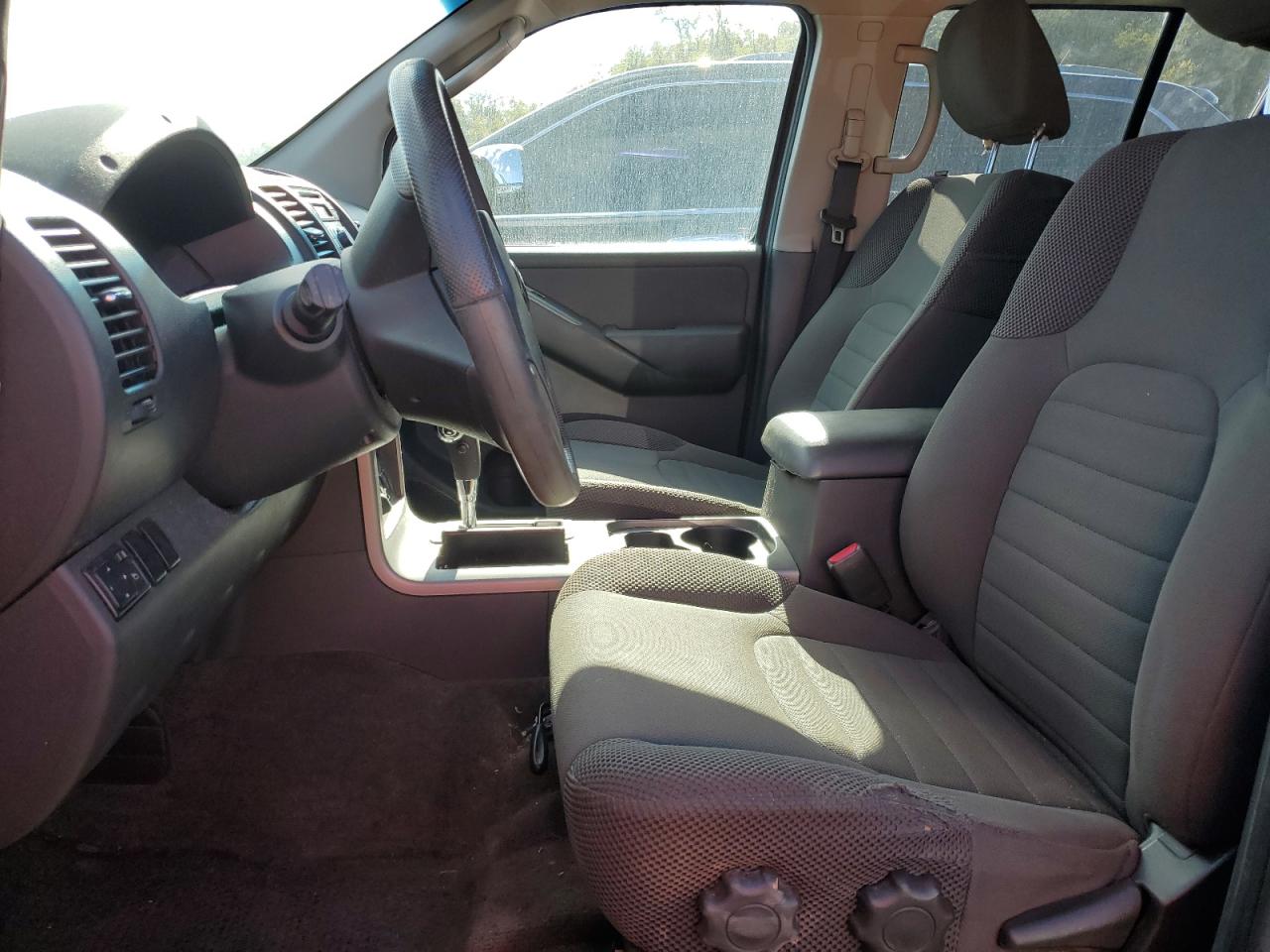 2012 NISSAN PATHFINDER S photo 19