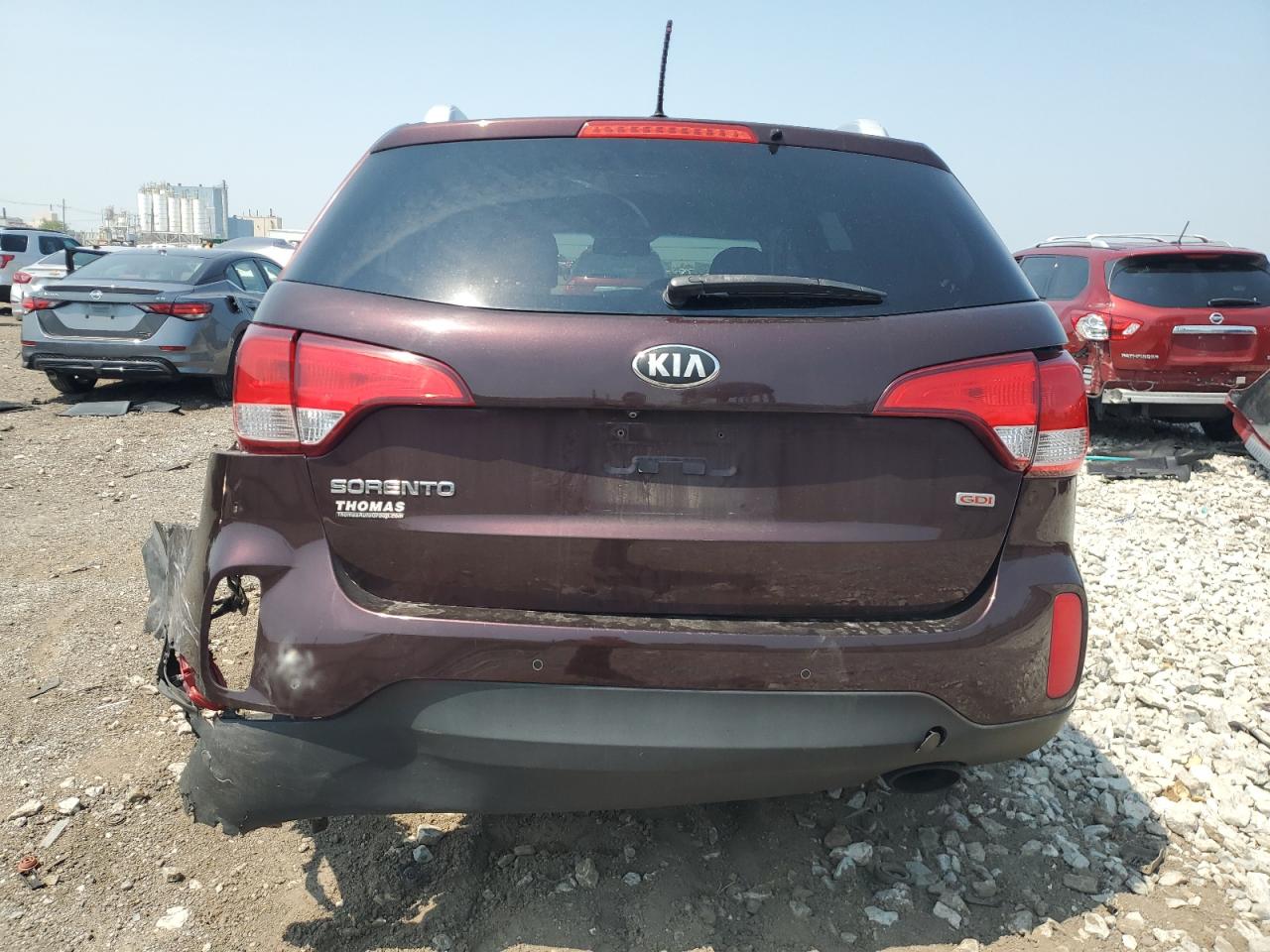 2015 KIA SORENTO LX photo 11