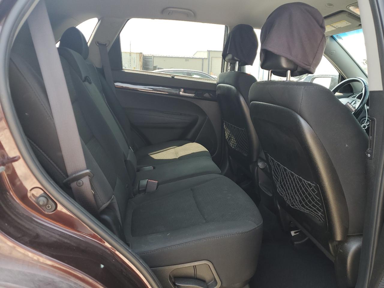 2015 KIA SORENTO LX photo 19