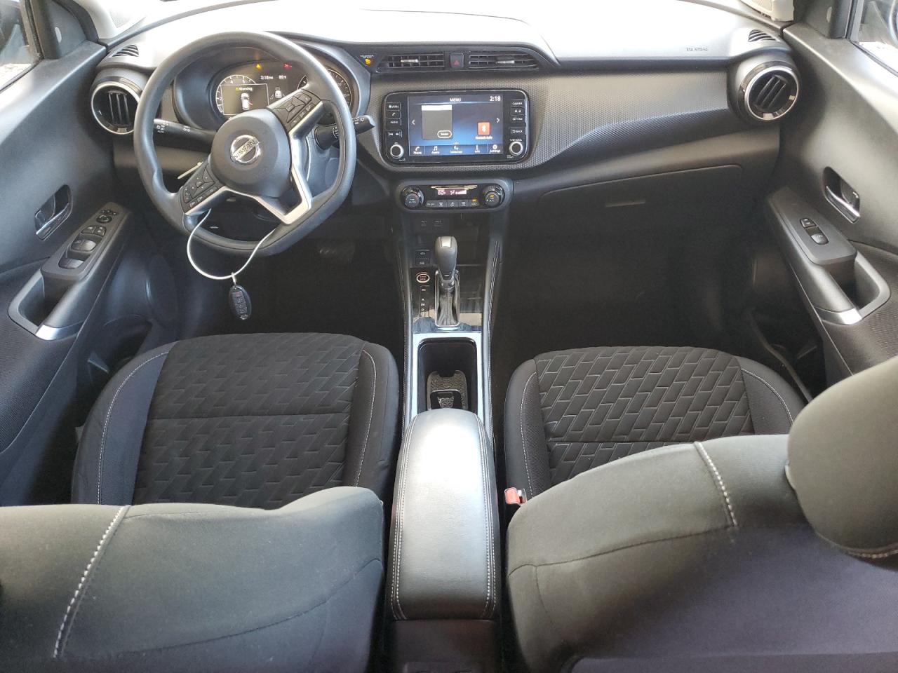 2021 NISSAN KICKS SV photo 22