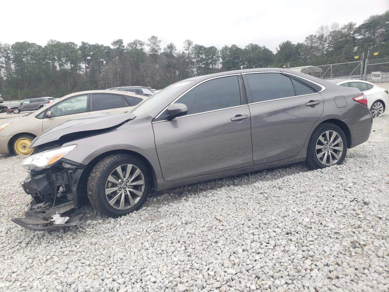 2017 TOYOTA CAMRY