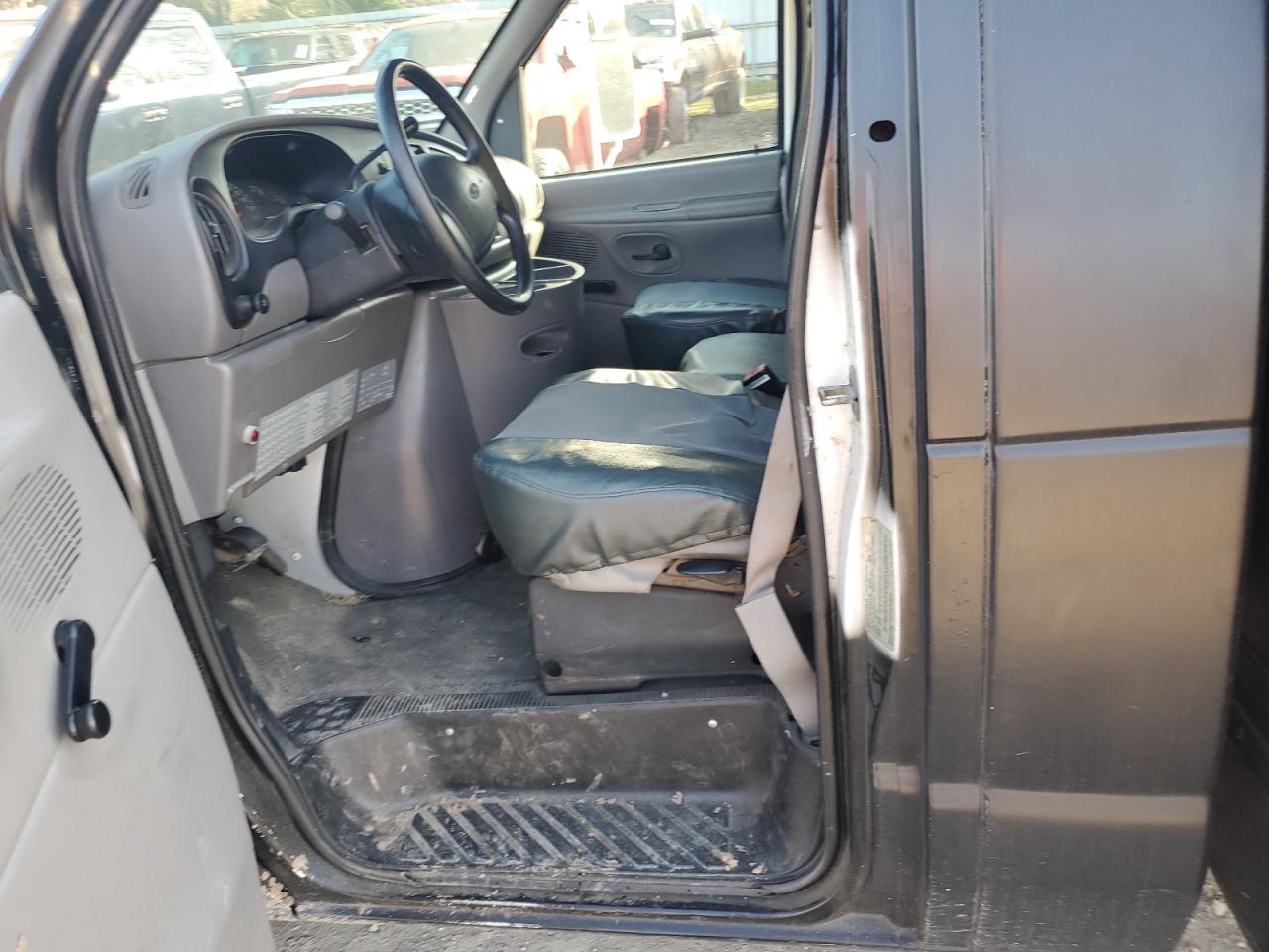 2000 FORD ECONOLINE E350 SUPER DUTY CUTAWAY VAN photo 19