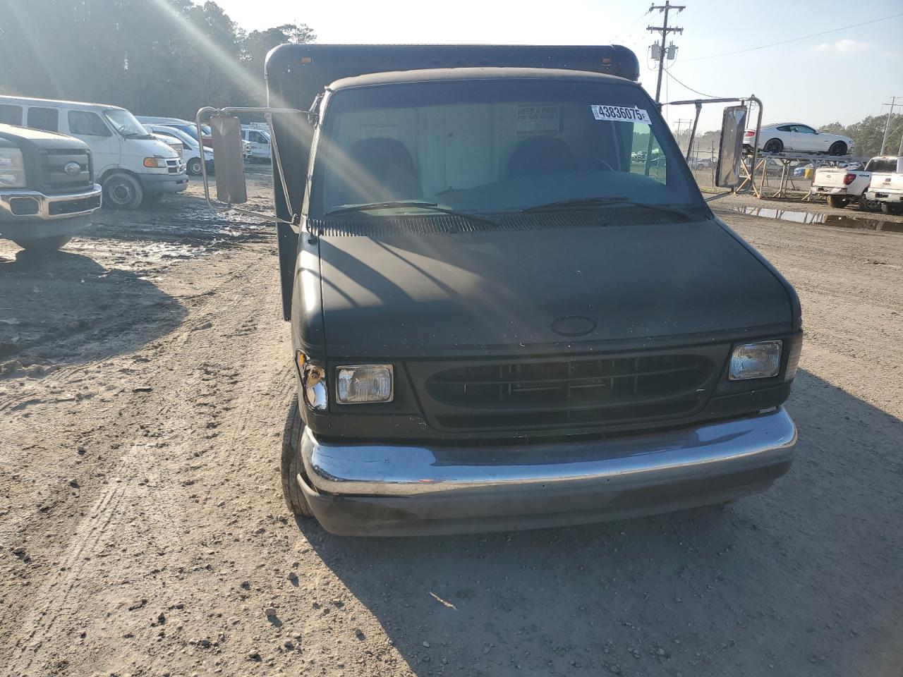 2000 FORD ECONOLINE E350 SUPER DUTY CUTAWAY VAN photo 13
