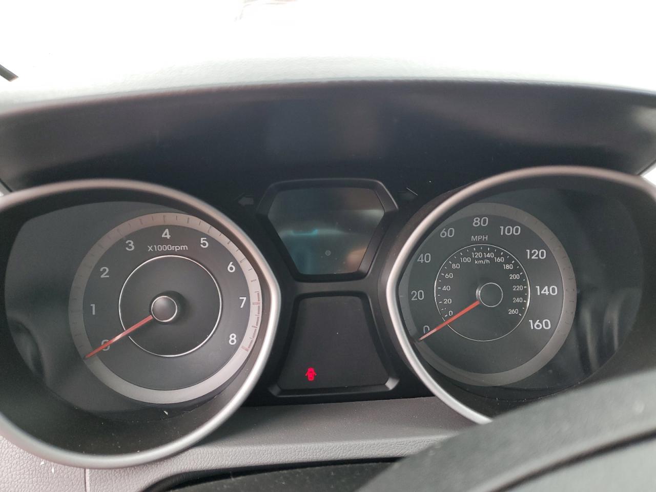 2014 HYUNDAI ELANTRA SE photo 9