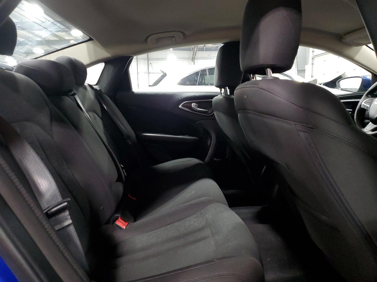 2015 CHRYSLER 200 LIMITED photo 10